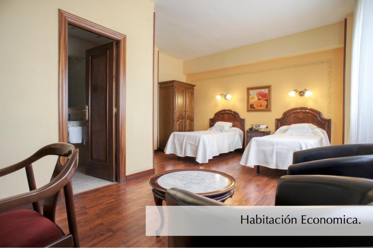 Hotel Montermoso 아란다데두에로 외부 사진