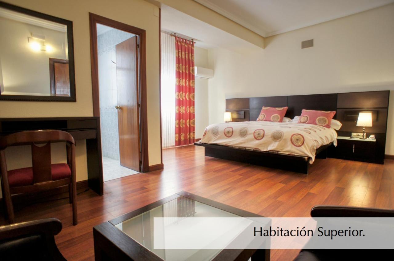 Hotel Montermoso 아란다데두에로 외부 사진