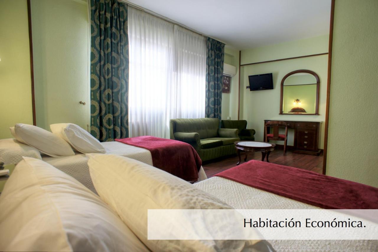 Hotel Montermoso 아란다데두에로 외부 사진