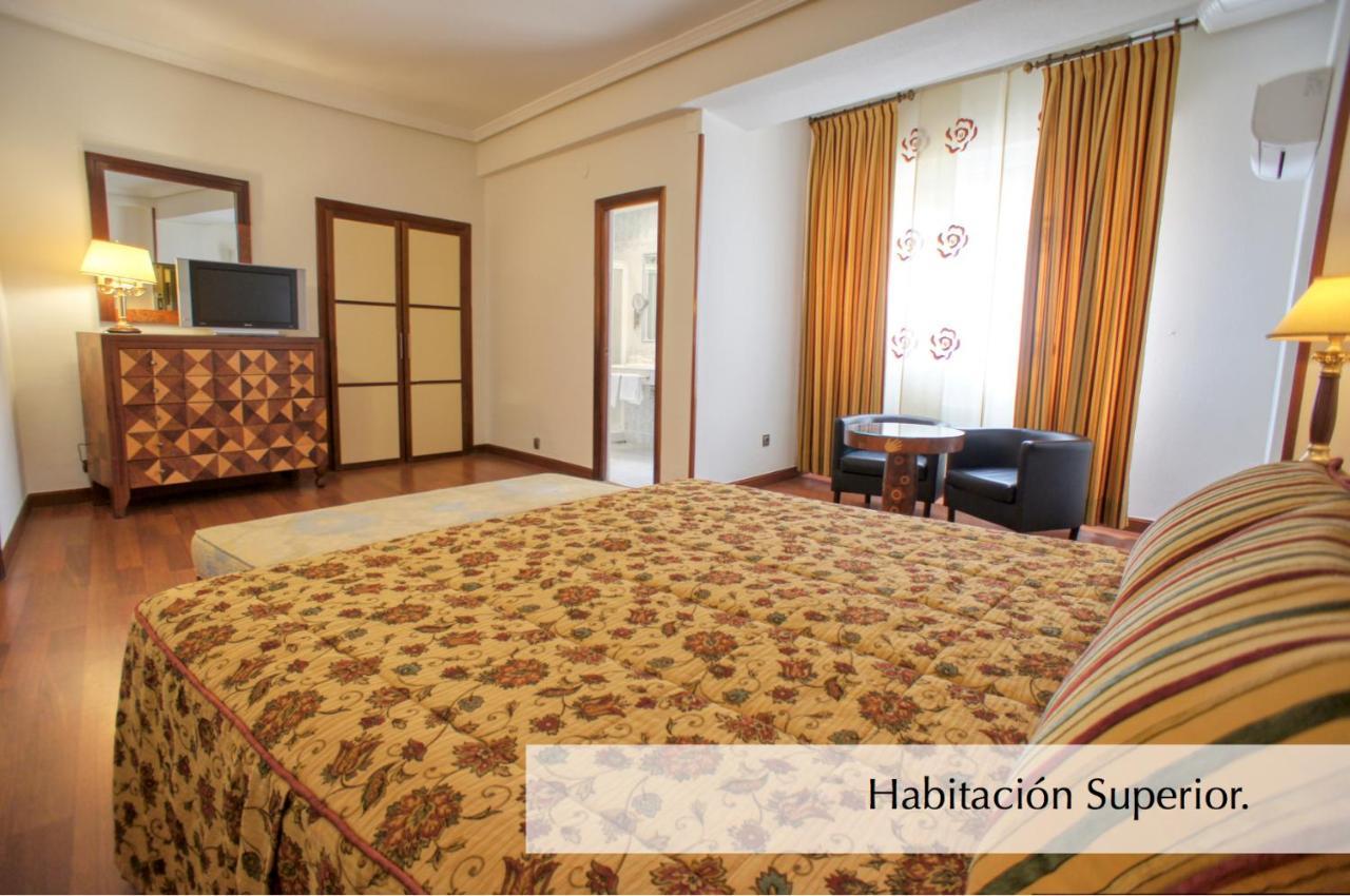Hotel Montermoso 아란다데두에로 외부 사진