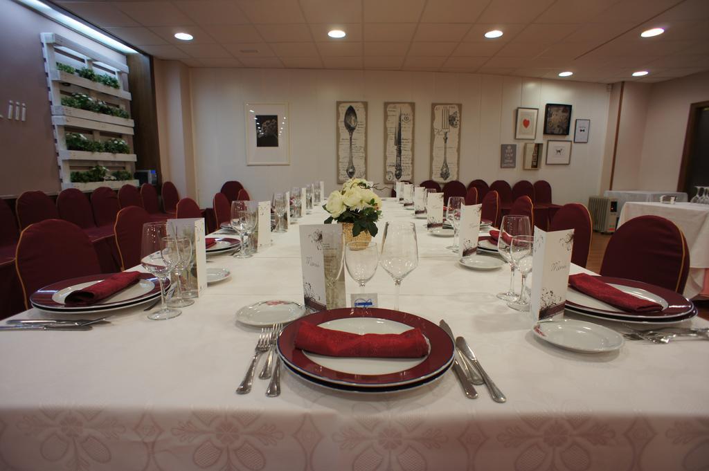Hotel Montermoso 아란다데두에로 외부 사진
